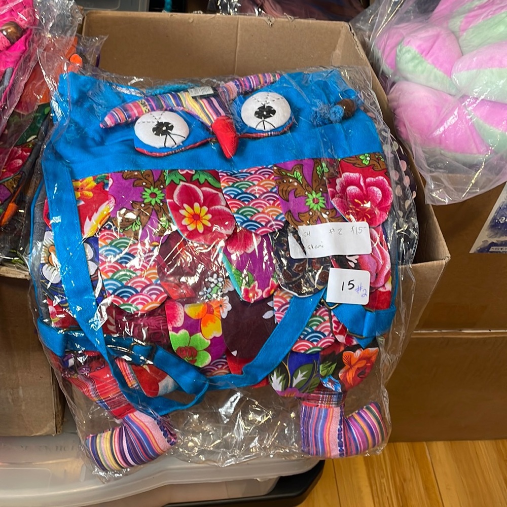 ❤️- Cute Blue patchwork owl 🦉 bag 11x15.  NWT.